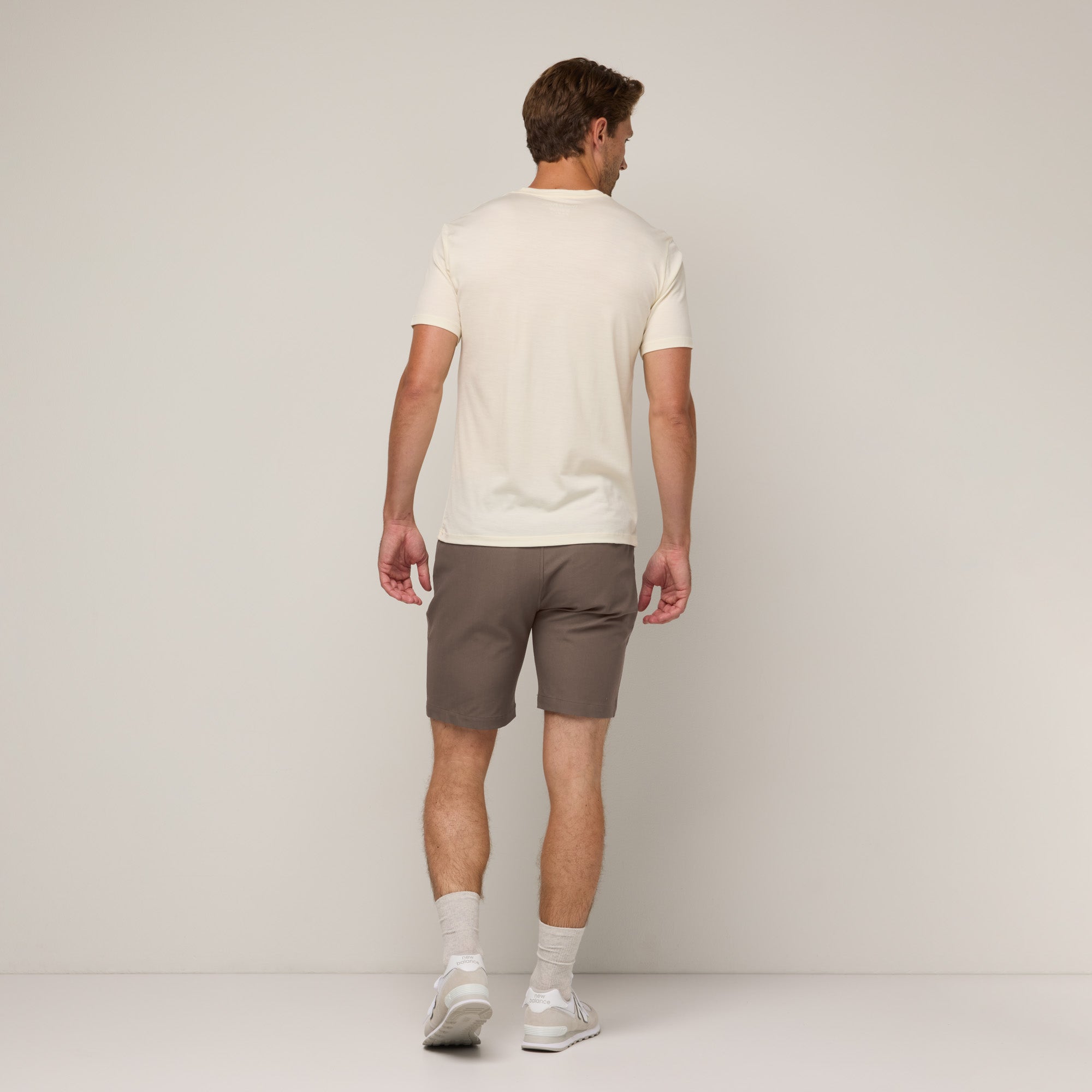 model-spec:9" inseam
