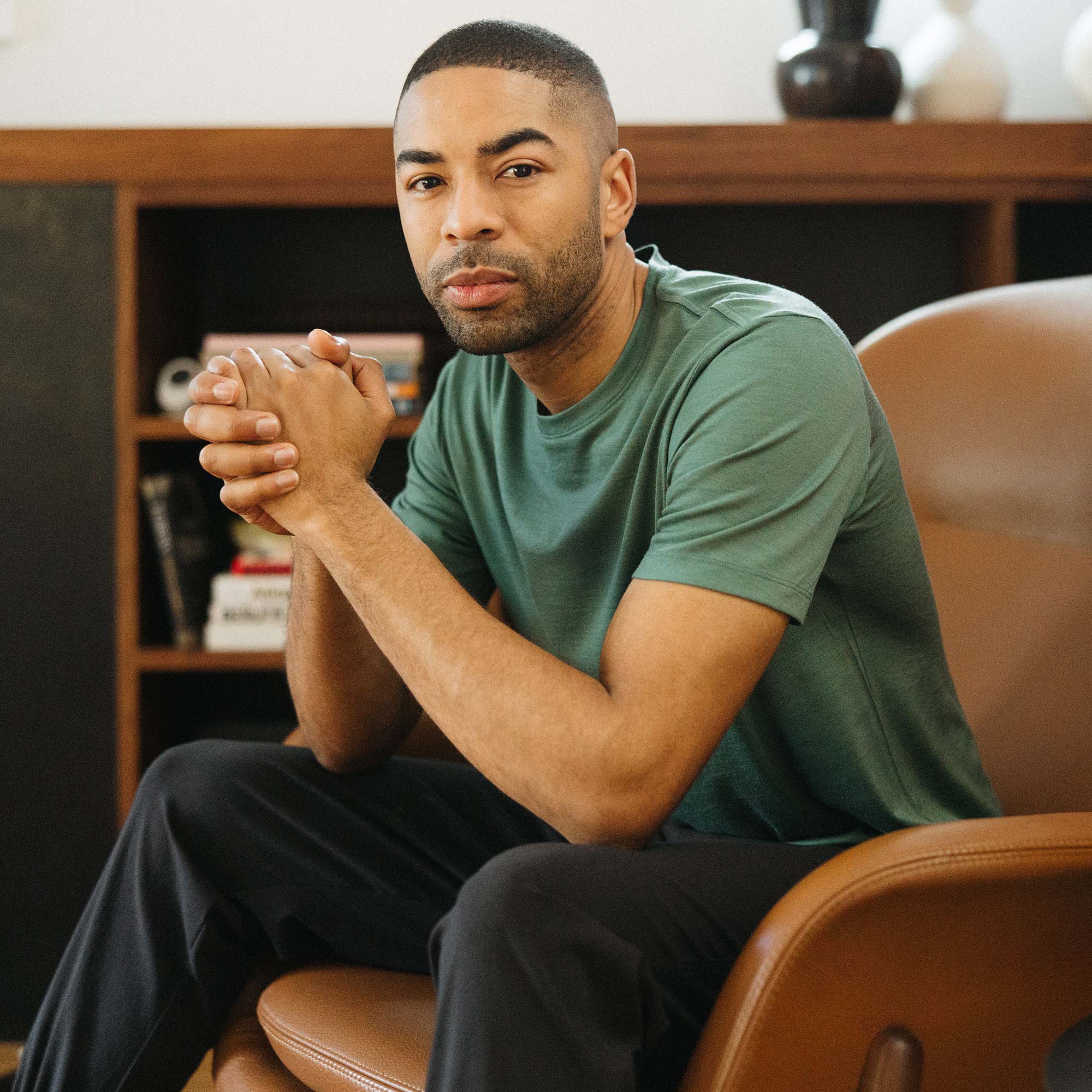 image-on-hover,model-spec:Anthony is 6'3" and wears size M