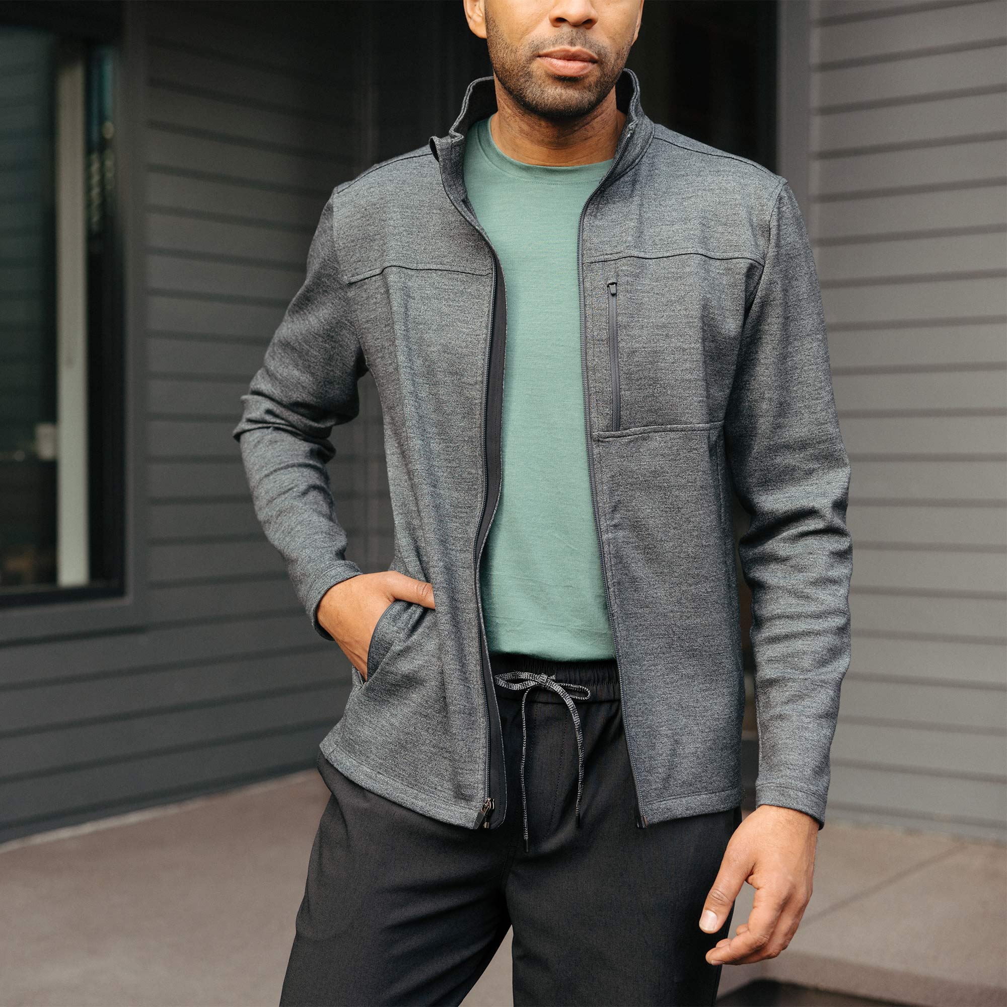 image-on-hover,model-spec:Anthony is 6'3" and wears size M