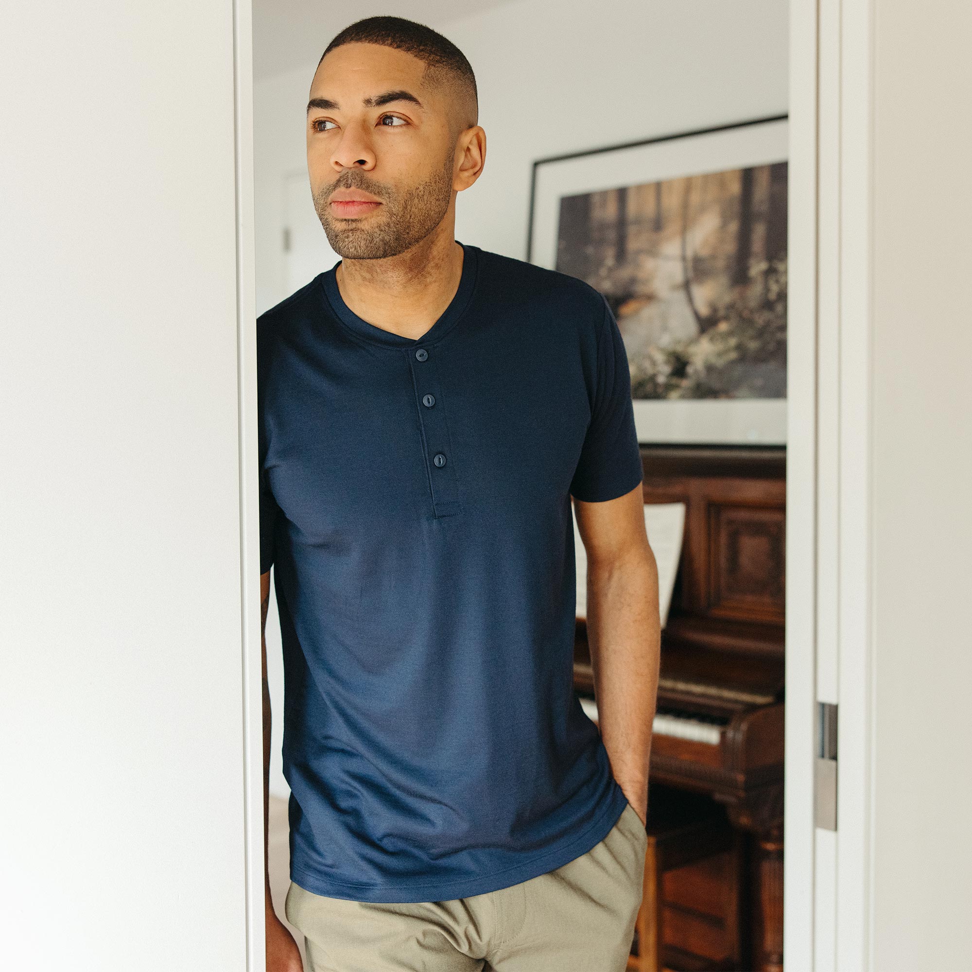 image-on-hover,model-spec:Anthony is 6'3" and wears size M