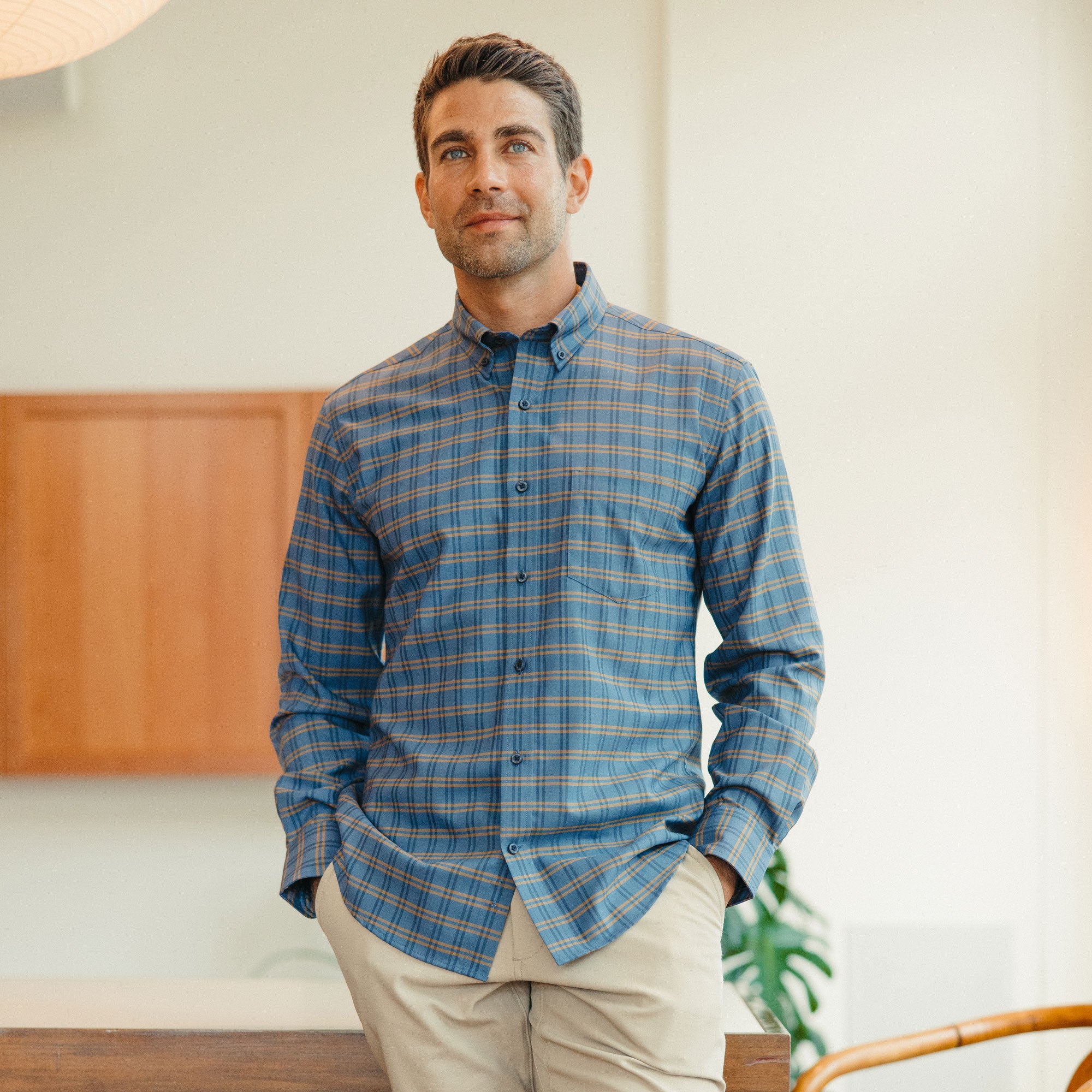 image-on-hover,model-spec:Alex is 5'11", and wears size M Slim