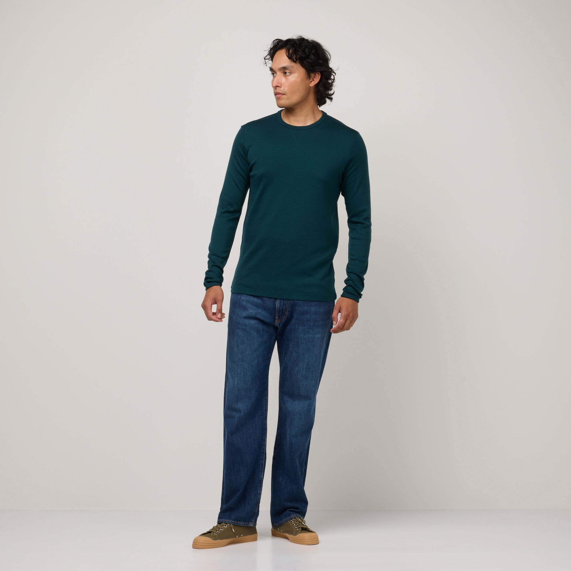 model-spec:Said is 6'2", and wears size M