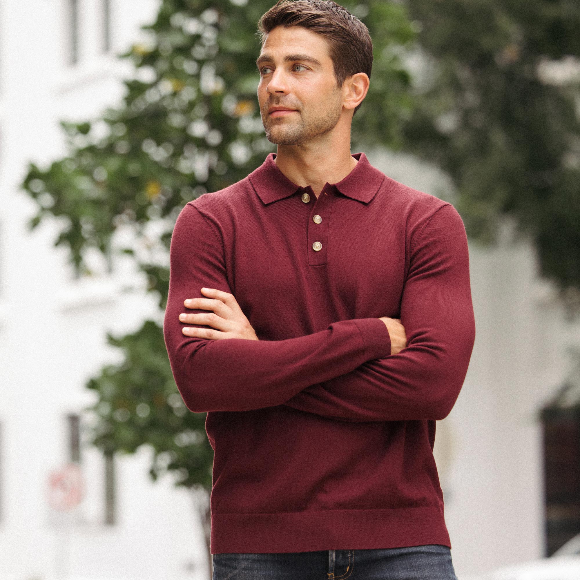model-spec:Alex is 5'11", and wears size M