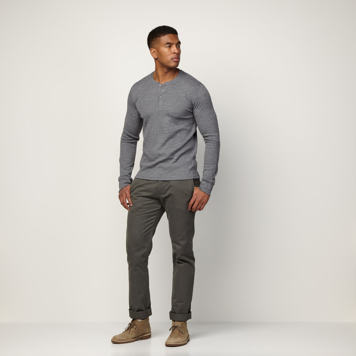 image-on-hover,model-spec: Micah is 6'1", 185 lbs, and wears size M
