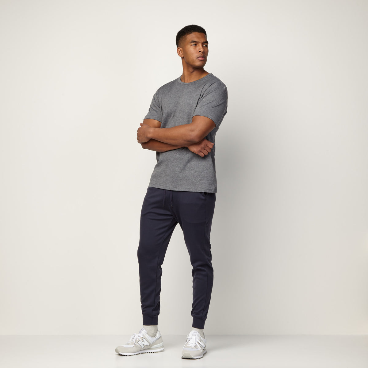image-on-hover,model-spec: Micah is 6'1", 185 lbs, and wears size L