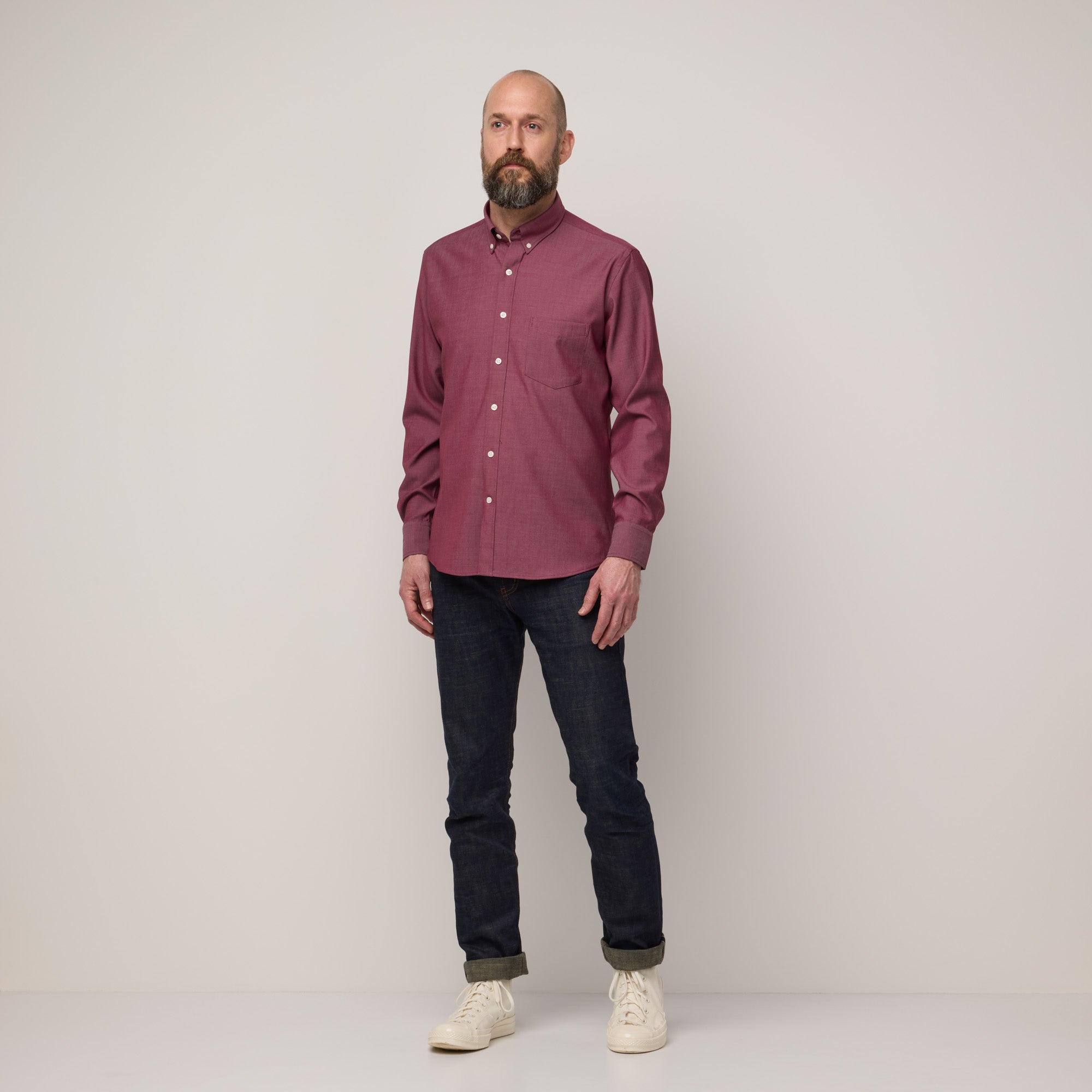 model-spec:Chad is 6'1", 168 lbs, and wears size M Slim
