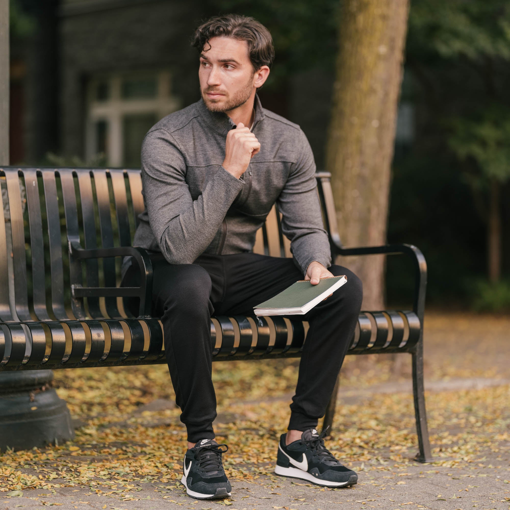 model-spec:Nick is 6'1", 185lbs, and wears a size M