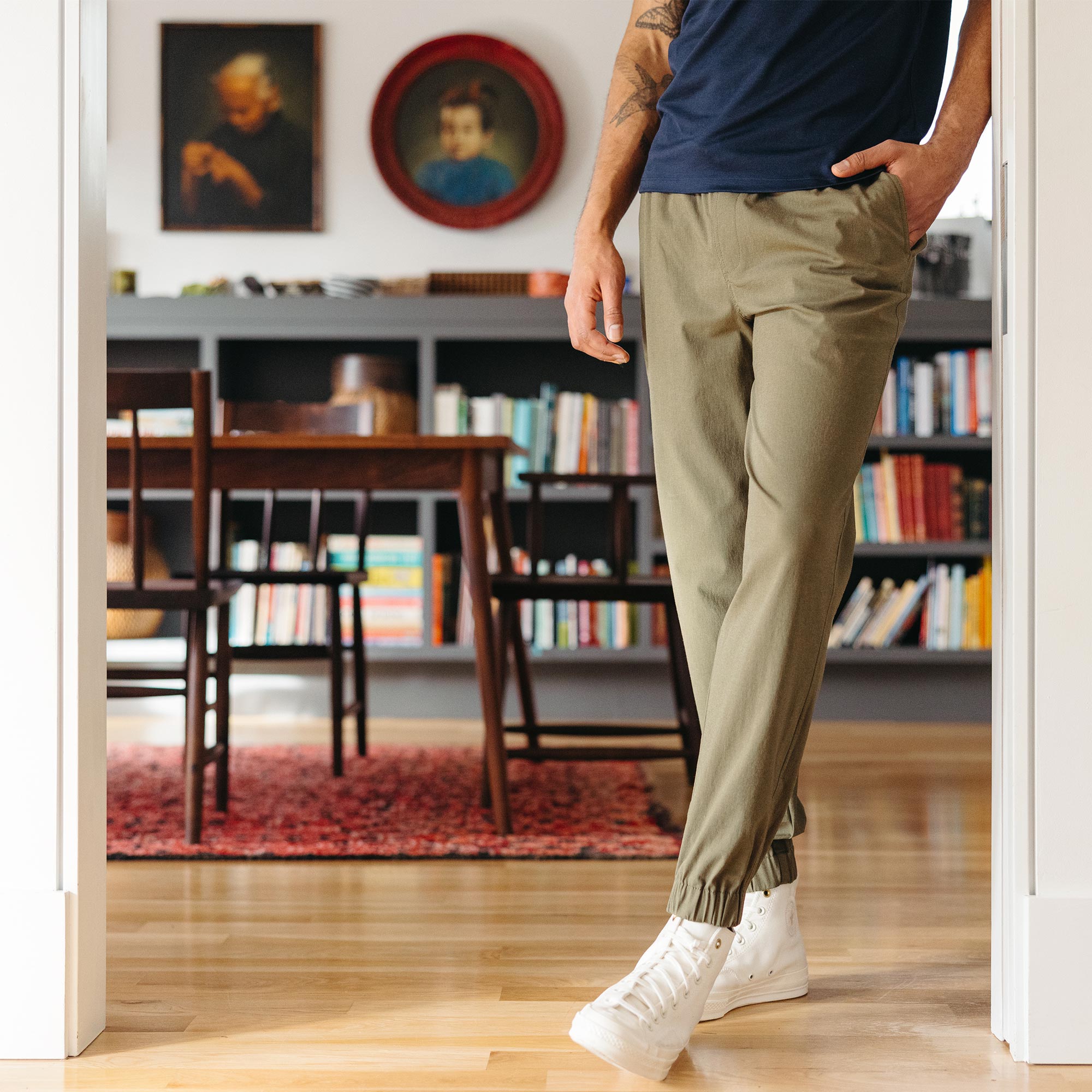 image-on-hover,model-spec:Anthony is 6'3" and wears size M