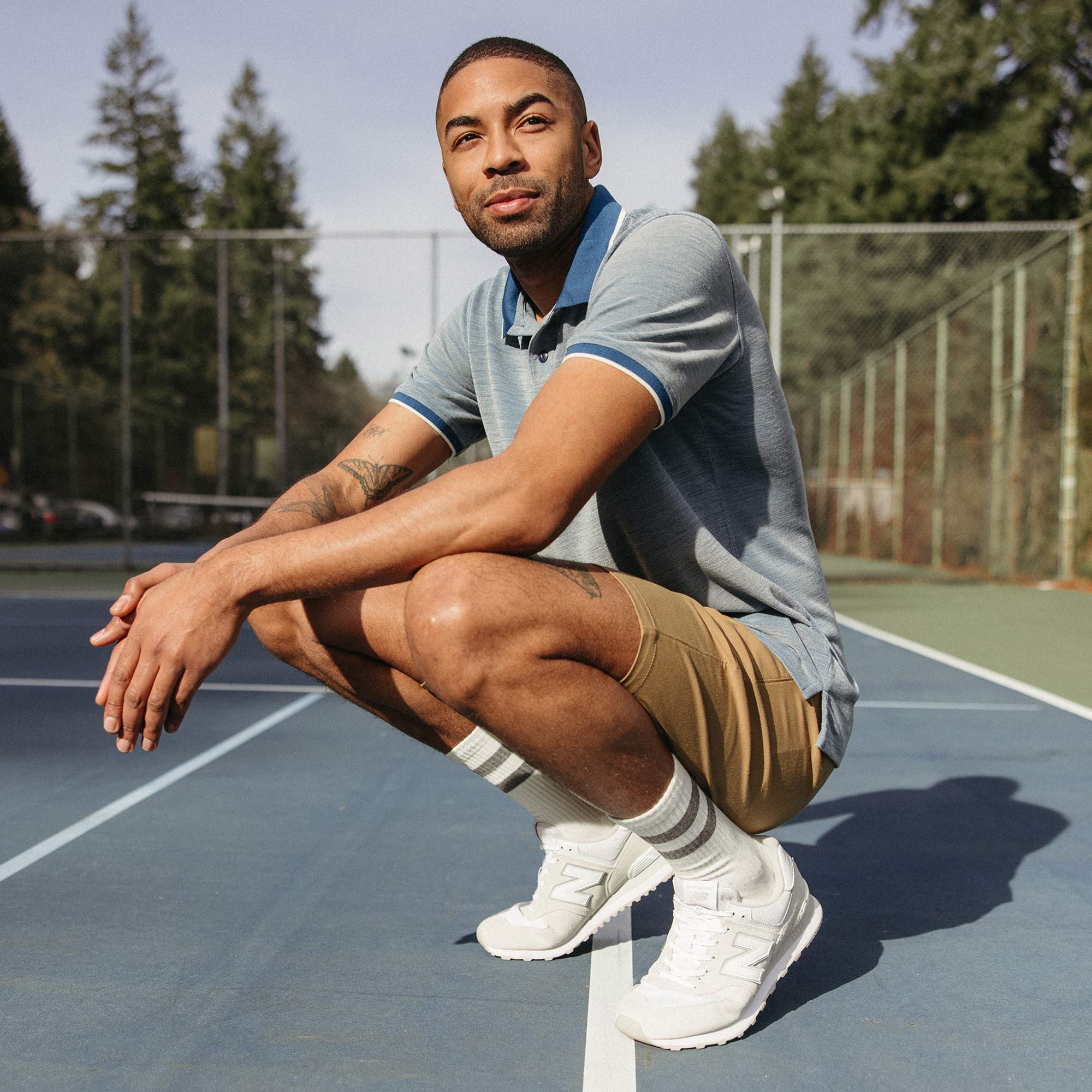 model-spec:Anthony is 6'3" and wears size M