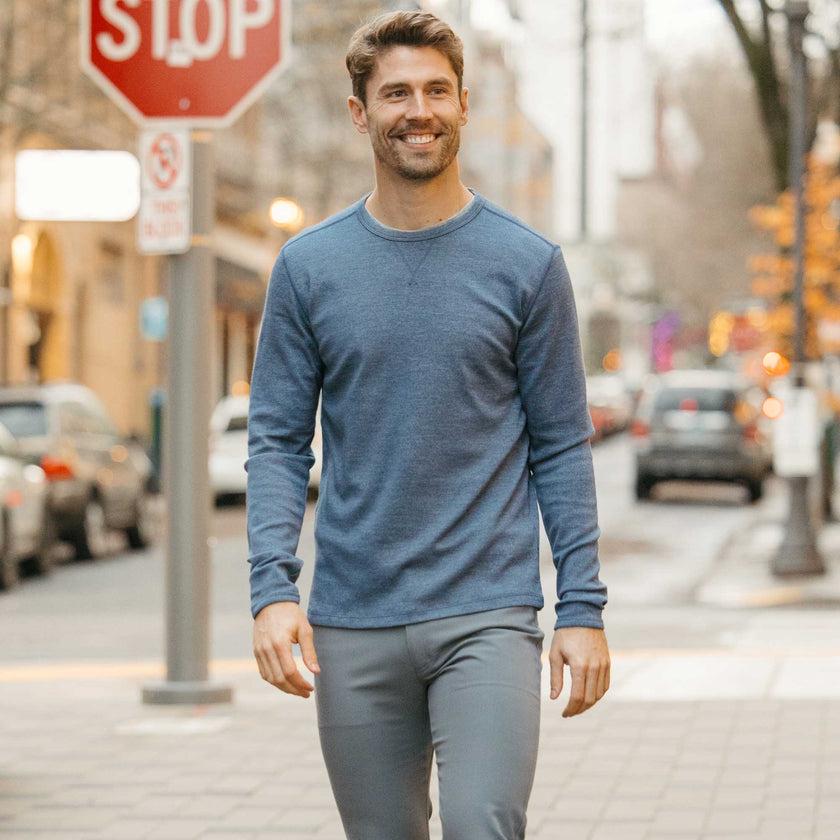 image-on-hover,model-spec:Matt is 6'2", 176 lbs, and wears a size M