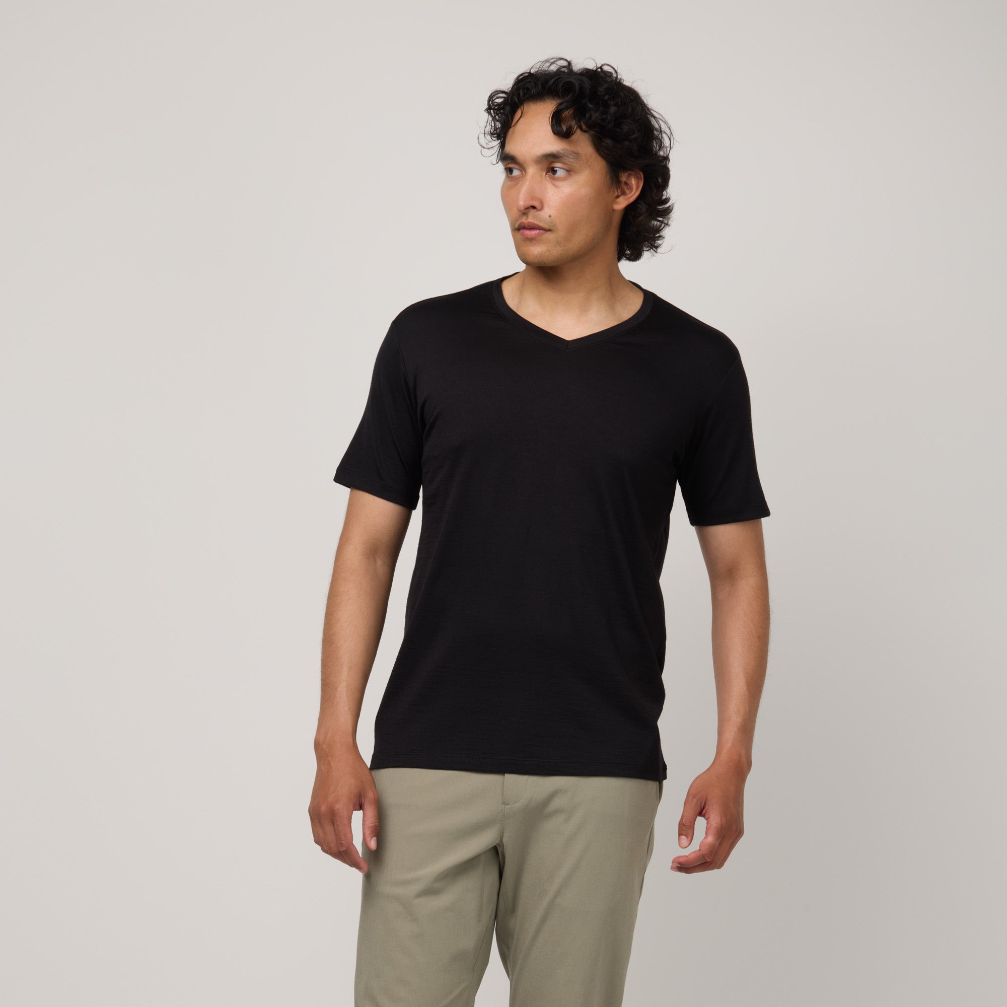 model-spec:Said is 6'2", and wears size M