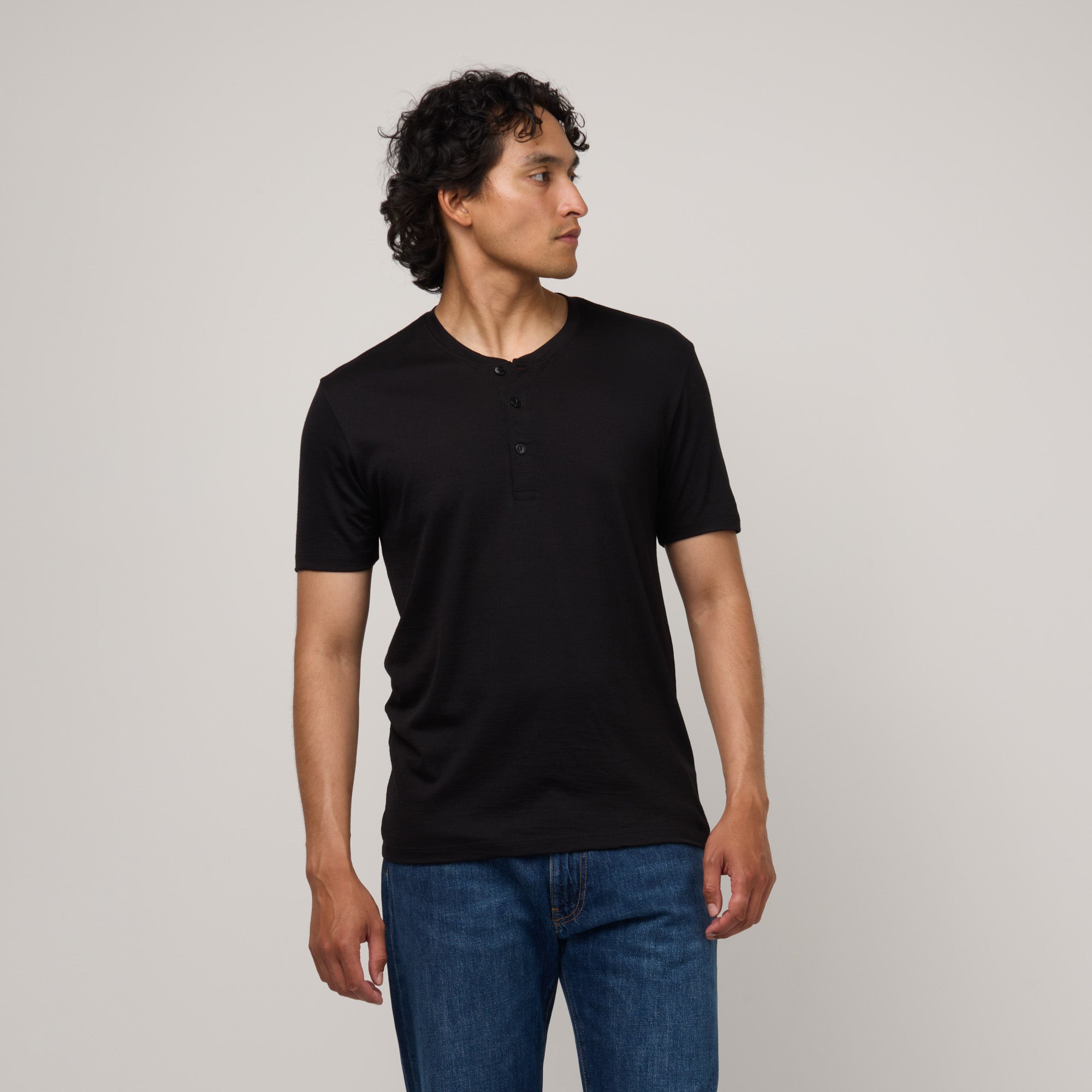 model-spec:Said is 6'2", and wears size M