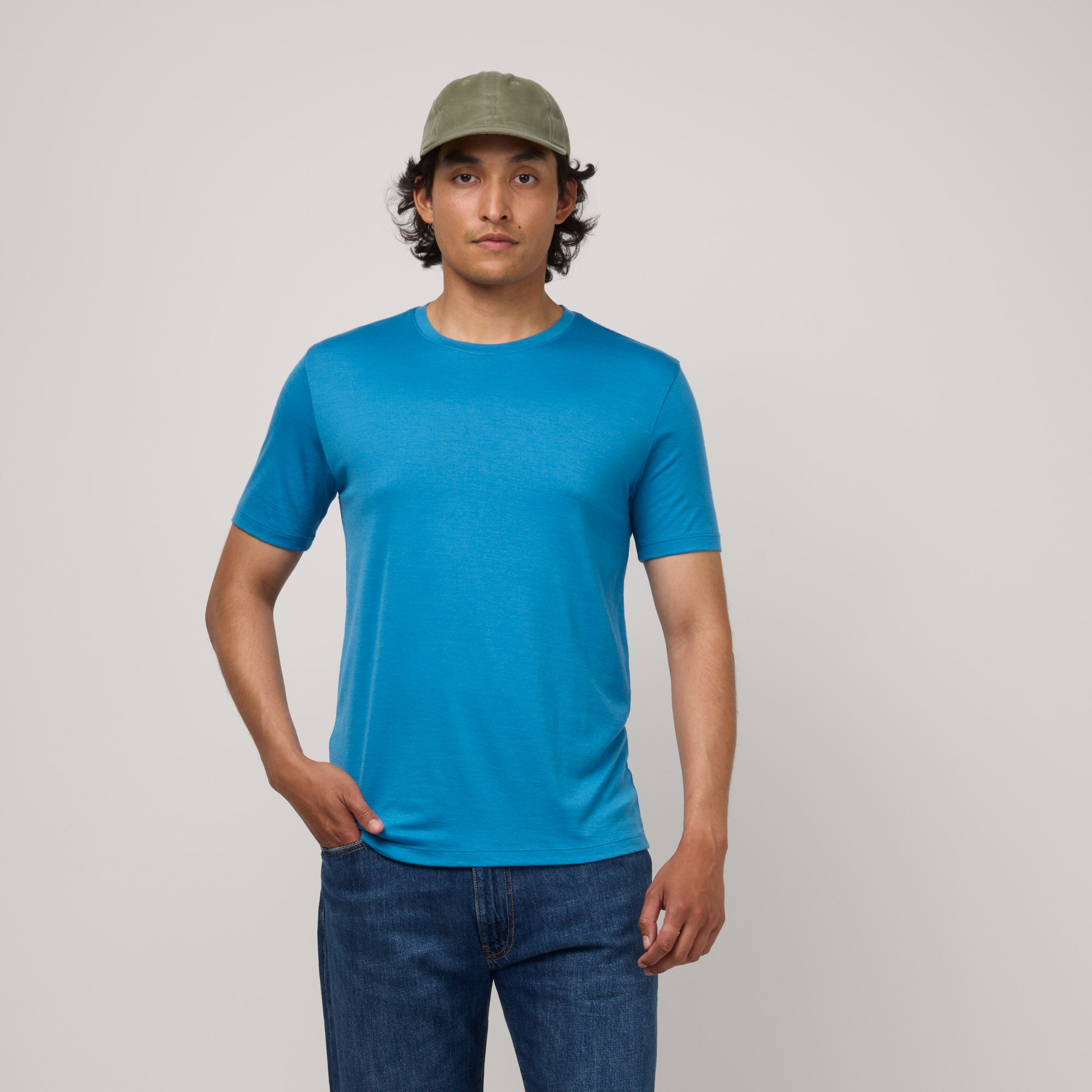 model-spec:Said is 6'2", and wears size M