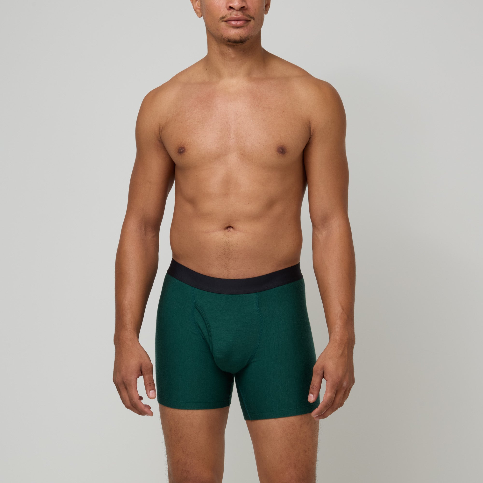image-on-hover, model-spec:Nico is 5'11", and wears size M