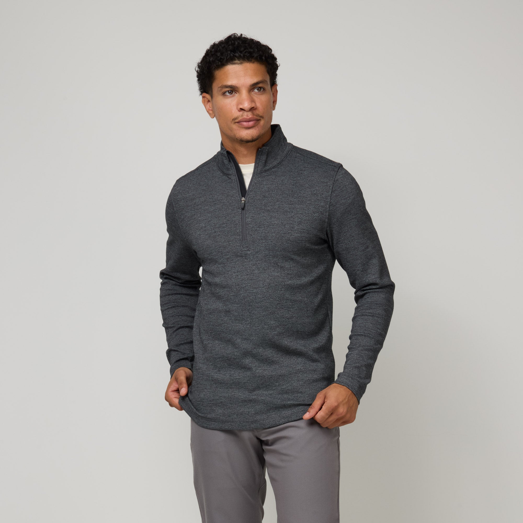 image-on-hover,model-spec:Nico is 5'11", and wears size M