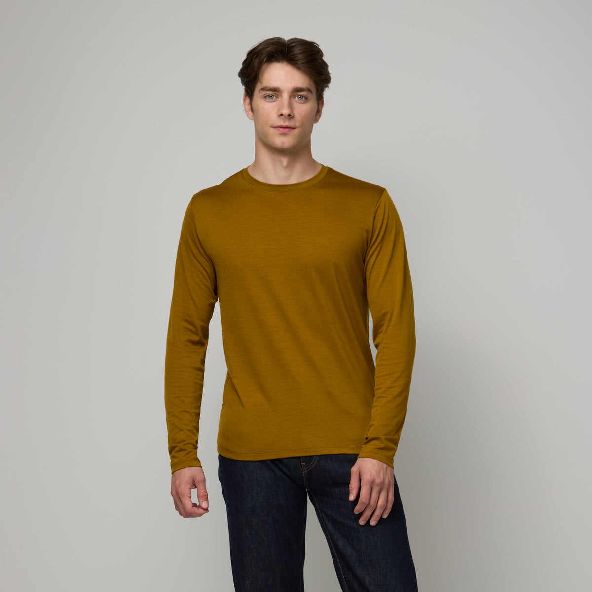 model-spec:Tristen is 6'2", and wears a size M