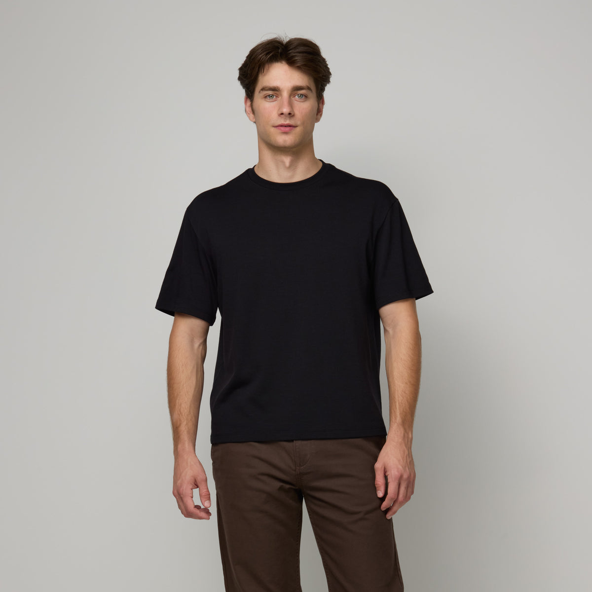 model-spec:Tristen is 6'2", and wears a size M