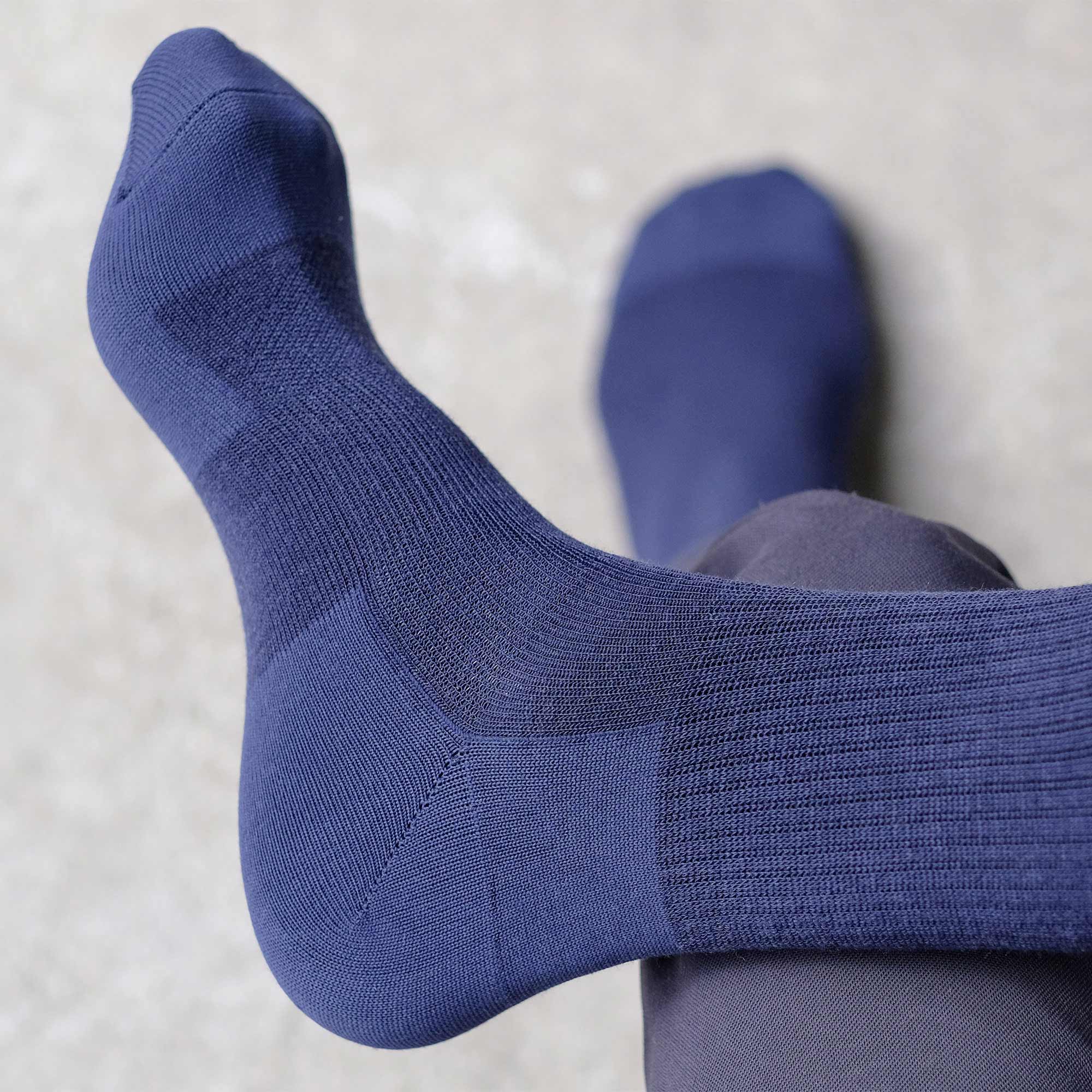merino wool dress socks for men Boardroom Mid-Calf Socks in Navy Theres not a wardrobe workhorse quite like a pair of our merino wool dress socks in an ever Black Merino Wool Over the