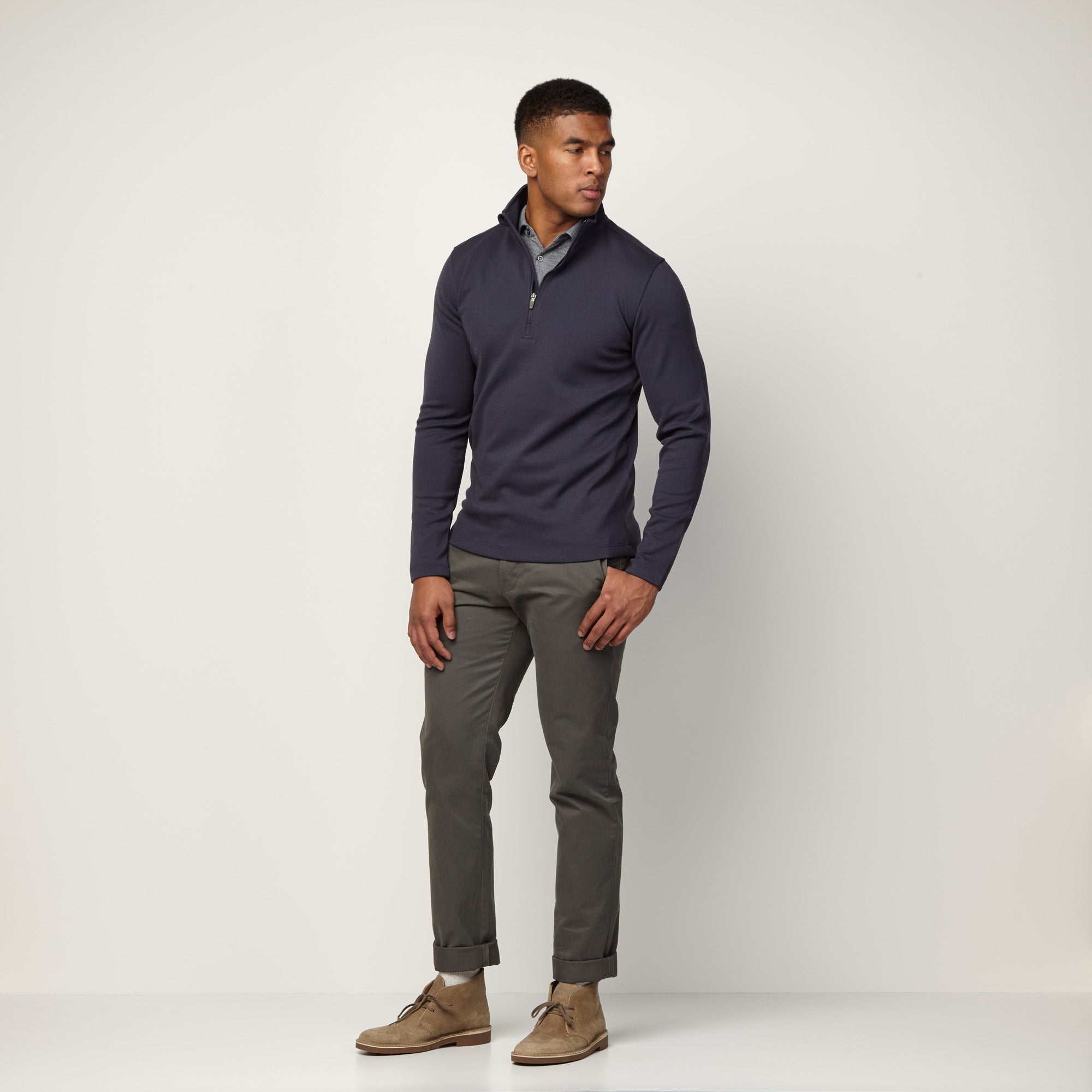 image-on-hover,model-spec: Micah is 6'1", 185 lbs, and wears size M