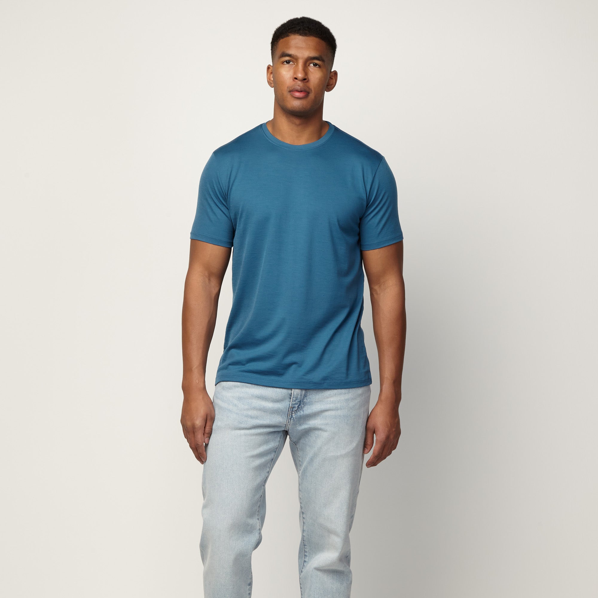 image-on-hover,model-spec: Micah is 6'1", 185 lbs, and wears size L