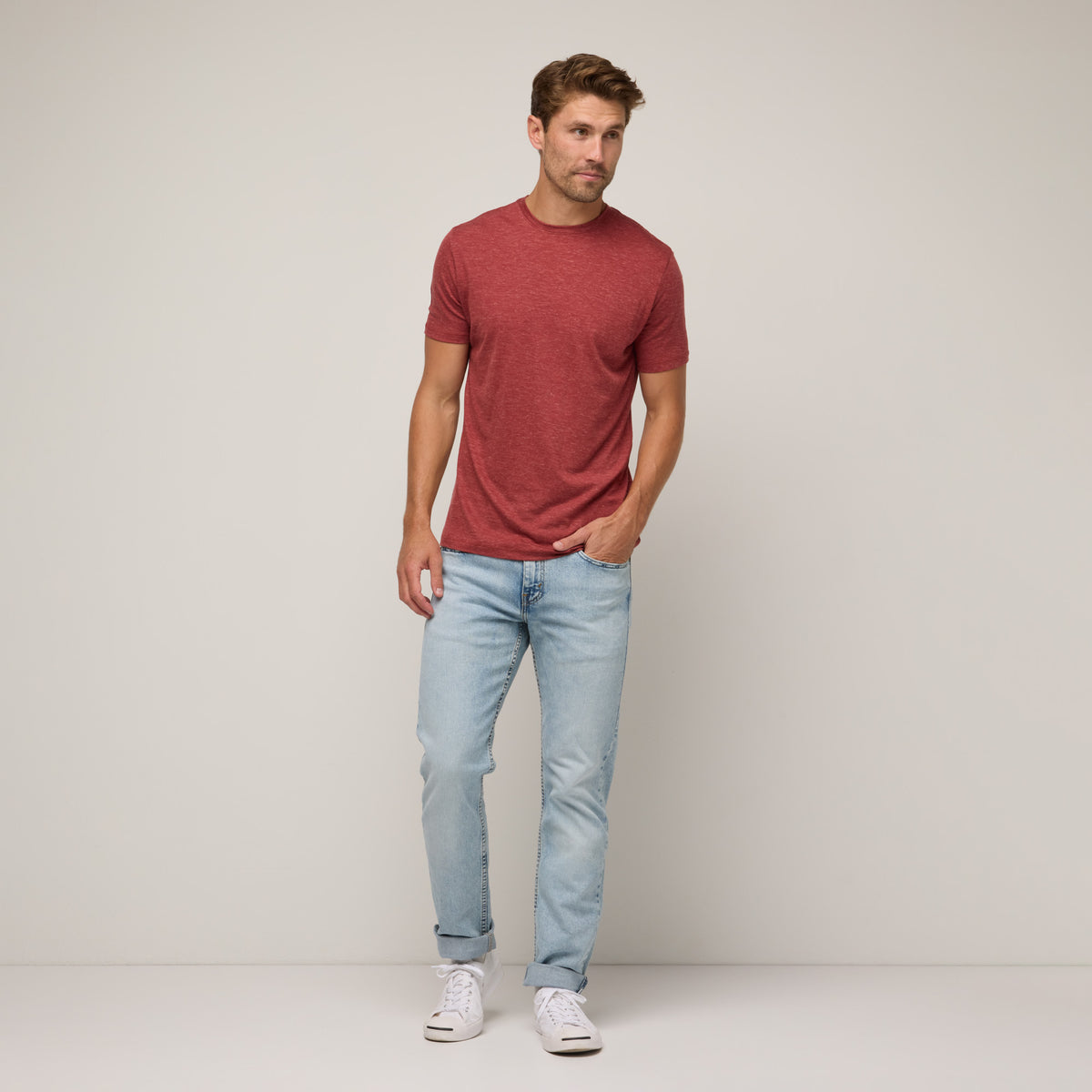 image-on-hover,model-spec:Matt is 6'2", 176 lbs, and wears size M